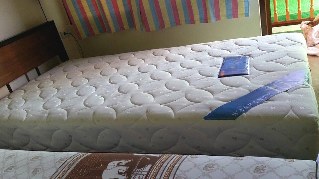 Siriwan Guesthouse Chiang Mai Phòng bức ảnh
