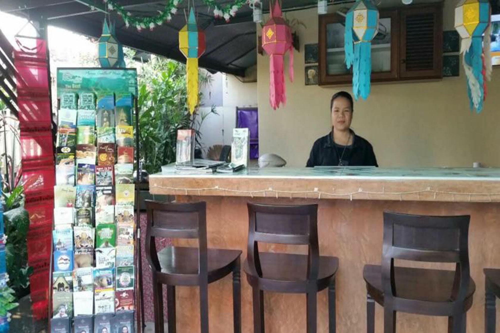 Siriwan Guesthouse Chiang Mai Ngoại thất bức ảnh