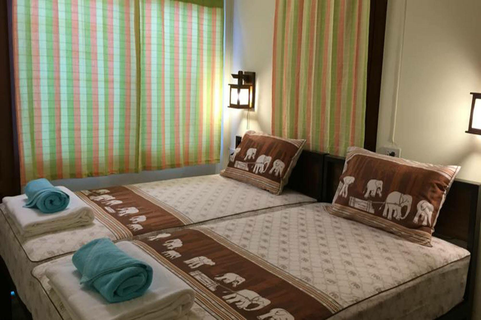 Siriwan Guesthouse Chiang Mai Ngoại thất bức ảnh