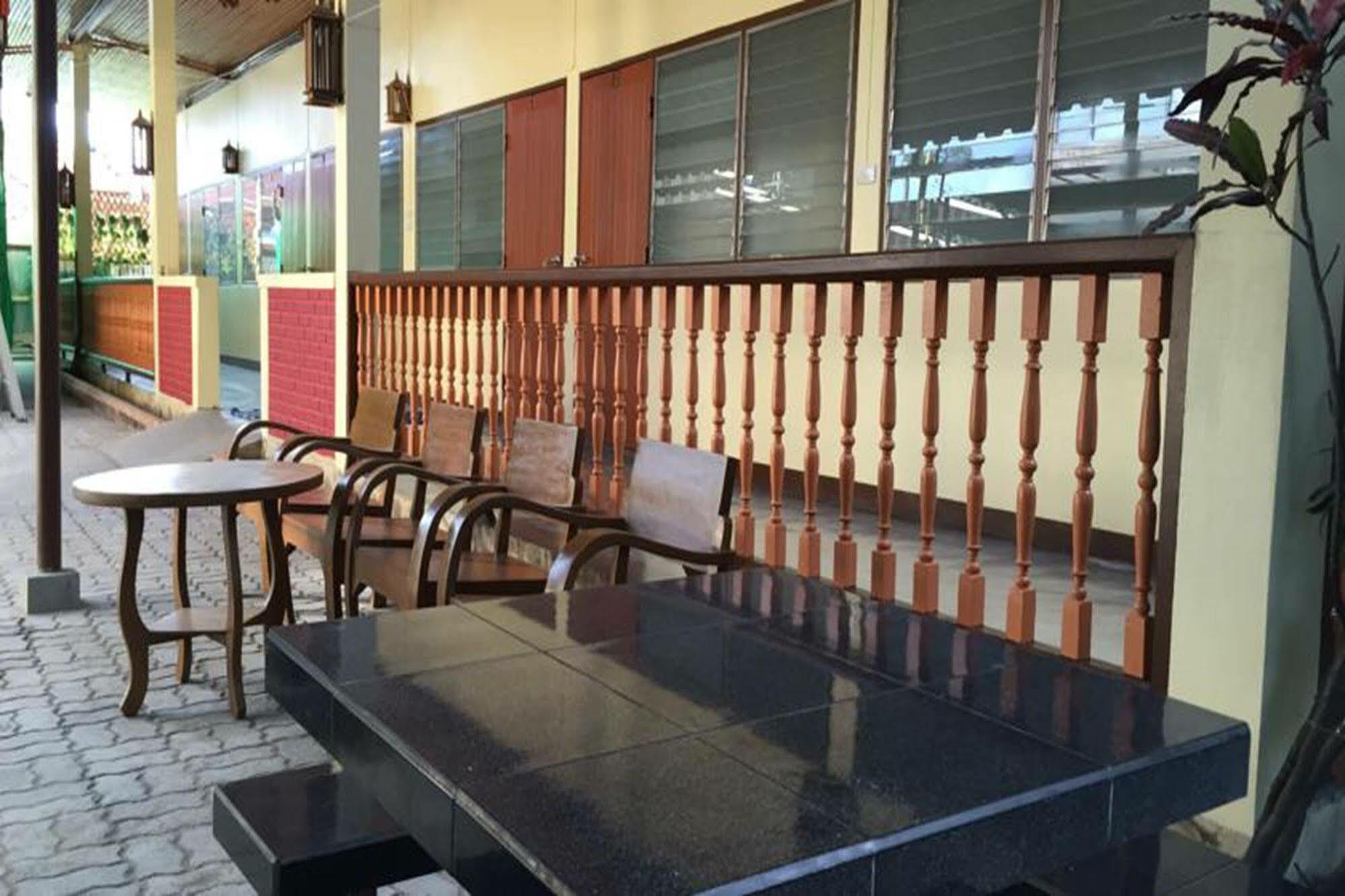 Siriwan Guesthouse Chiang Mai Ngoại thất bức ảnh